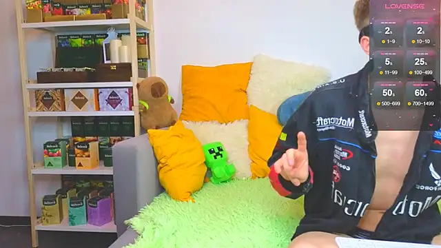 LandelRay online show from 03/19/26, 07:14