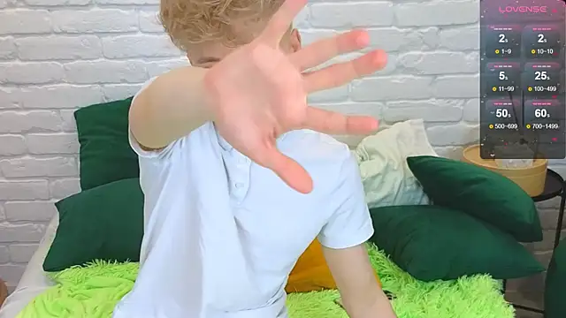 LandelRay online show from 03/09/25, 07:26