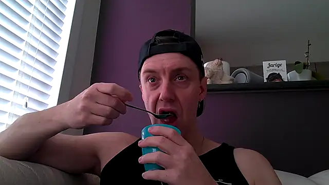 ploki2180 online show from 03/09/25, 11:36