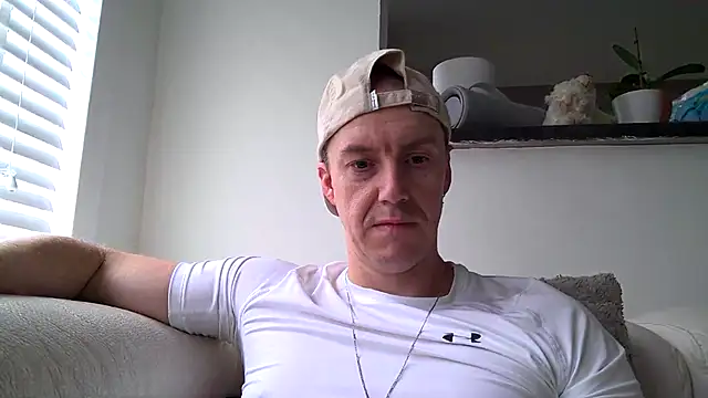 ploki2180 online show from 10/19/25, 08:50