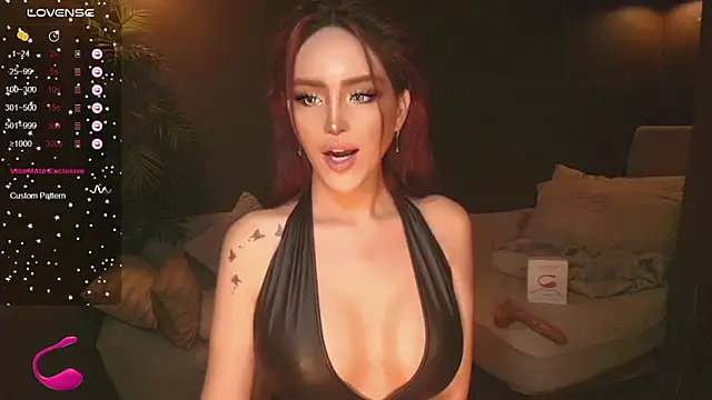 Snapshot of PrettyWomanxxx chatting on 07/04/26, 12:32 PrettyWomanxxx online show from 07/04/26, 12:32