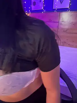 mahia queen online show from 03/30/26, 11:44