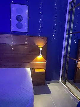 mahia queen online show from 04/08/26, 11:33