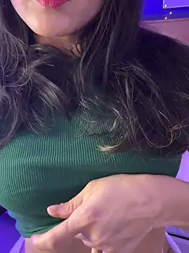 mahia queen online show from 03/18/26, 12:19