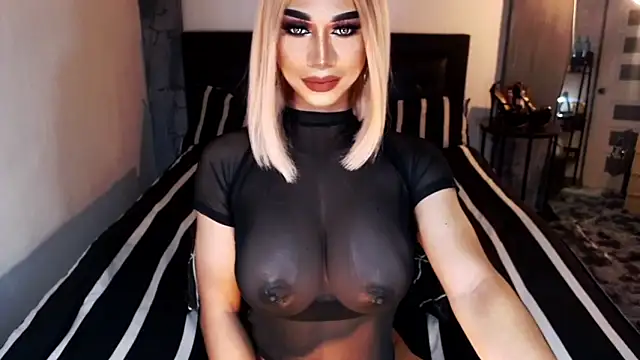 MassiveCockxMistress online show from 10/17/25, 02:41