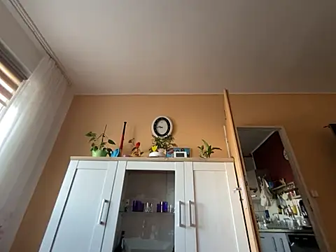 smaili1513 online show from 11/22/25, 08:46