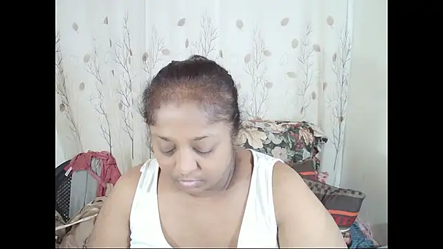 Snapshot of Indiantasha chatting on 06/27/26, 12:22 Indiantasha online show from 06/27/26, 12:22