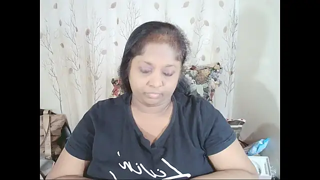 Snapshot of Indiantasha chatting on 07/07/26, 05:05 Indiantasha online show from 07/07/26, 05:05