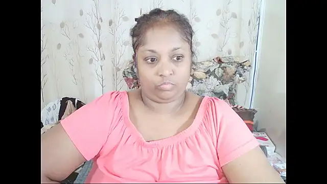 Snapshot of Indiantasha chatting on 06/10/26, 08:04 Indiantasha online show from 06/10/26, 08:04