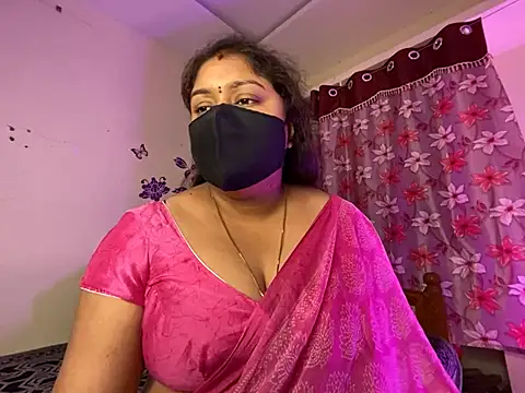 Love 4Sex online show from 05/17/26, 02:00