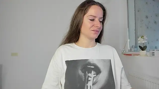 DiamondKay online show from 12/23/25, 09:08