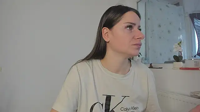 DiamondKay online show from 02/11/26, 07:52