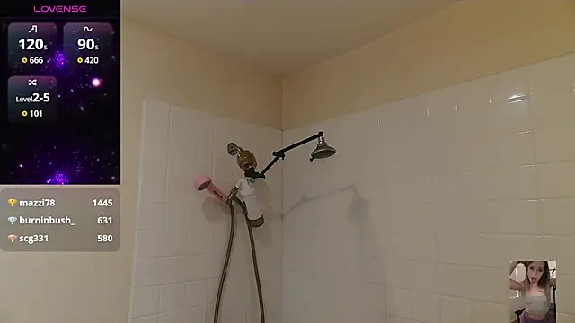 Snapshot of Blondiewithanass chatting on 11/07/25, 11:52 Blondiewithanass online show from 11/07/25, 11:52