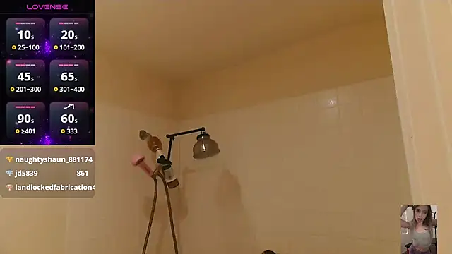 Snapshot of Blondiewithanass chatting on 01/09/26, 03:24 Blondiewithanass online show from 01/09/26, 03:24