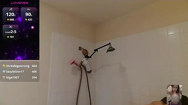 Snapshot of Blondiewithanass chatting on 10/30/25, 11:34 Blondiewithanass online show from 10/30/25, 11:34