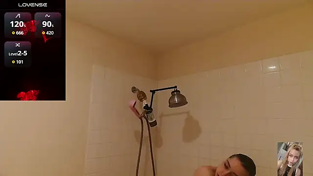 Snapshot of Blondiewithanass chatting on 02/27/26, 02:56 Blondiewithanass online show from 02/27/26, 02:56