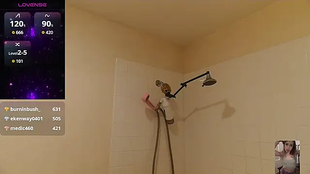 Snapshot of Blondiewithanass chatting on 11/03/25, 01:00 Blondiewithanass online show from 11/03/25, 01:00