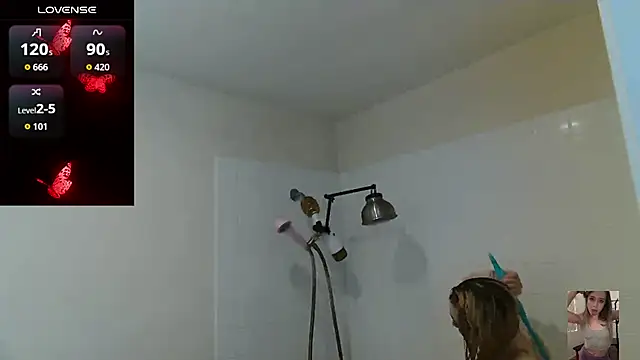 Blondiewithanass online show from 07/11/26, 12:00