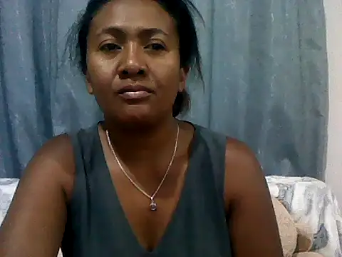 sexyladii online show from 10/04/25, 04:30
