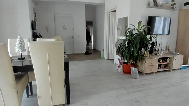 Snapshot of woolfiie chatting on 12/15/25, 08:53 woolfiie online show from 12/15/25, 08:53