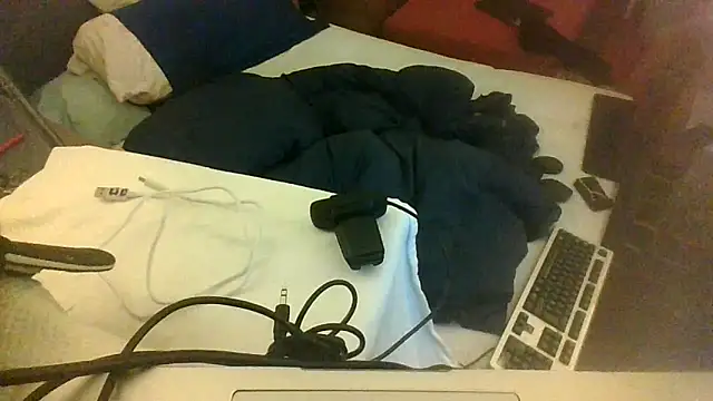 Snapshot of londonfuckwhore chatting on 01/16/25, 02:09 londonfuckwhore online show from 01/16/25, 02:09