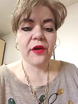 cindybbwsquirt online show from 03/19/25, 04:57