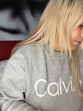 LittleMissEeve online show from 12/15/25, 11:20