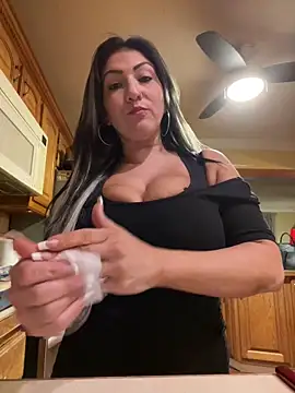 LittleMissEeve online show from 02/28/26, 12:21