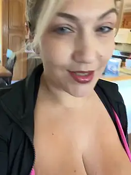 LittleMissEeve online show from 10/05/25, 04:31