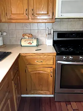 LittleMissEeve online show from 11/20/25, 08:31