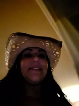 Snapshot of LittleMissEeve chatting on 06/16/26, 03:28 LittleMissEeve online show from 06/16/26, 03:28