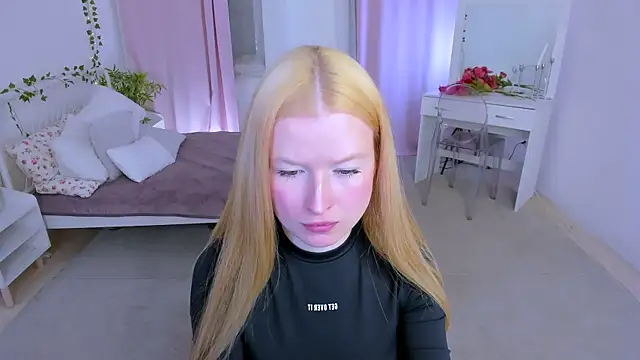 Laly Peach online show from 03/31/26, 11:23
