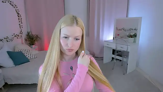 Laly Peach online show from 10/02/25, 01:03