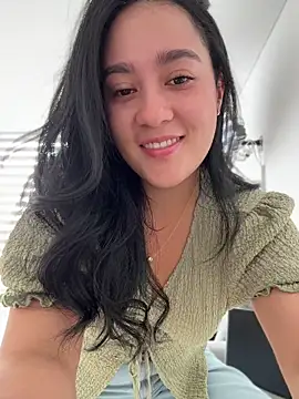 Snapshot of Nina_lovi chatting on 06/30/26, 05:46 Nina lovi online show from 06/30/26, 05:46