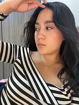 Nina lovi online show from 12/04/25, 12:20