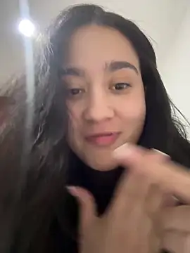 Snapshot of Nina_lovi chatting on 12/02/24, 01:20 Nina lovi online show from 12/02/24, 01:20