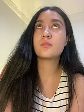 Snapshot of Nina_lovi chatting on 12/29/24, 01:45 Nina lovi online show from 12/29/24, 01:45