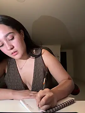 Nina lovi online show from 03/04/26, 12:40