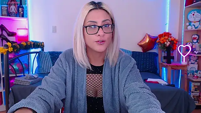 Annie p online show from 11/15/25, 10:03