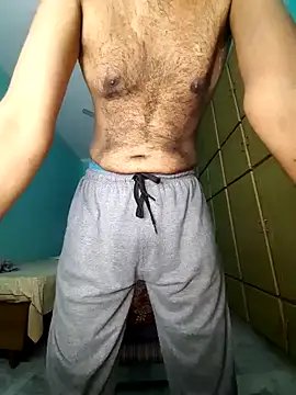 Snapshot of hornyindianmale82 chatting on 01/30/25, 10:40 hornyindianmale82 online show from 01/30/25, 10:40