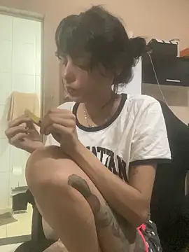 Sarah-safada online show from 11/30/25, 11:38