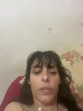 Snapshot of Sarah-safada chatting on 04/29/26, 12:59 Sarah-safada online show from 04/29/26, 12:59