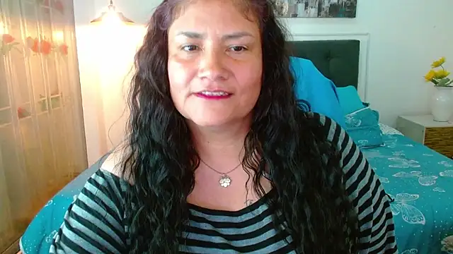 Snapshot of salomexlove_20 chatting on 07/16/26, 01:30 salomexlove 20 online show from 07/16/26, 01:30