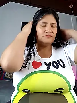 salomexlove 20 online show from 11/17/25, 06:17