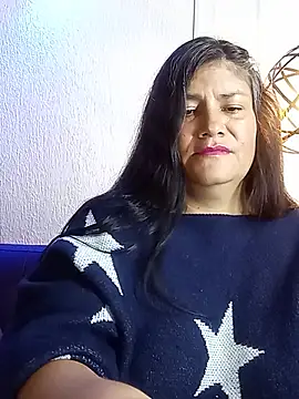 Snapshot of salomexlove_20 chatting on 06/03/26, 02:33 salomexlove 20 online show from 06/03/26, 02:33