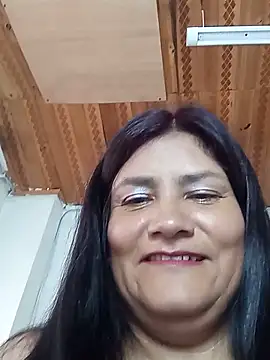 Snapshot of salomexlove_20 chatting on 06/16/26, 01:22 salomexlove 20 online show from 06/16/26, 01:22