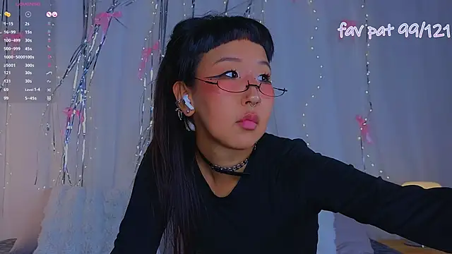 Snapshot of a11yson chatting on 07/04/26, 04:22 a11yson online show from 07/04/26, 04:22