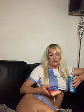 modeljadeelee online show from 05/01/26, 10:59