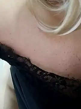 Vivian115 online show from 09/24/25, 11:39