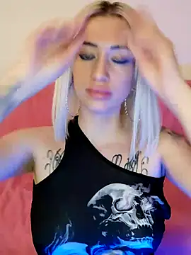 Snapshot of Fuck-Gina chatting on 01/06/25, 11:09 Fuck-Gina online show from 01/06/25, 11:09